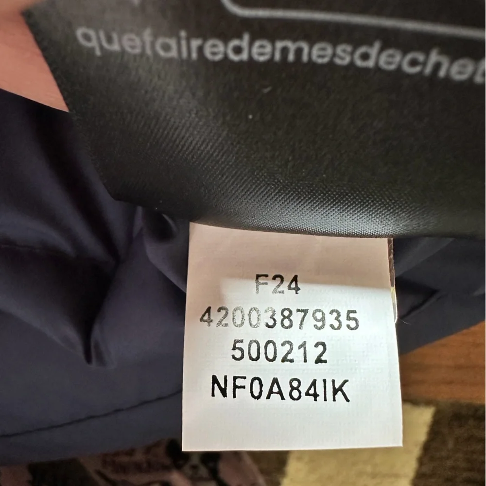 The North Face Men's Aconcagua 3 Vest Size Medium NWOT Color: Summit Navy